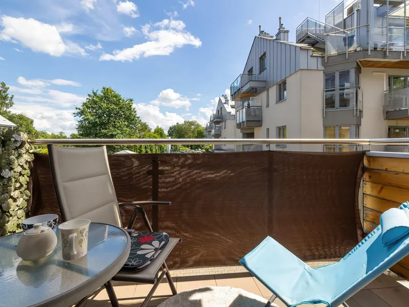 Family Apartment in Krakow | Balcony and Playground – photo 3