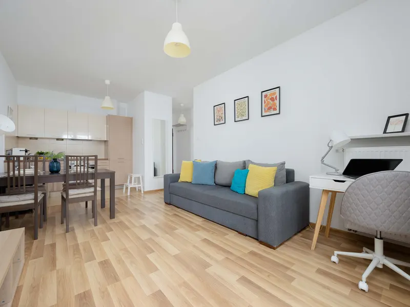 Jasny Apartament na Pradze Południe | Balkon i Parking – zdjęcie 2