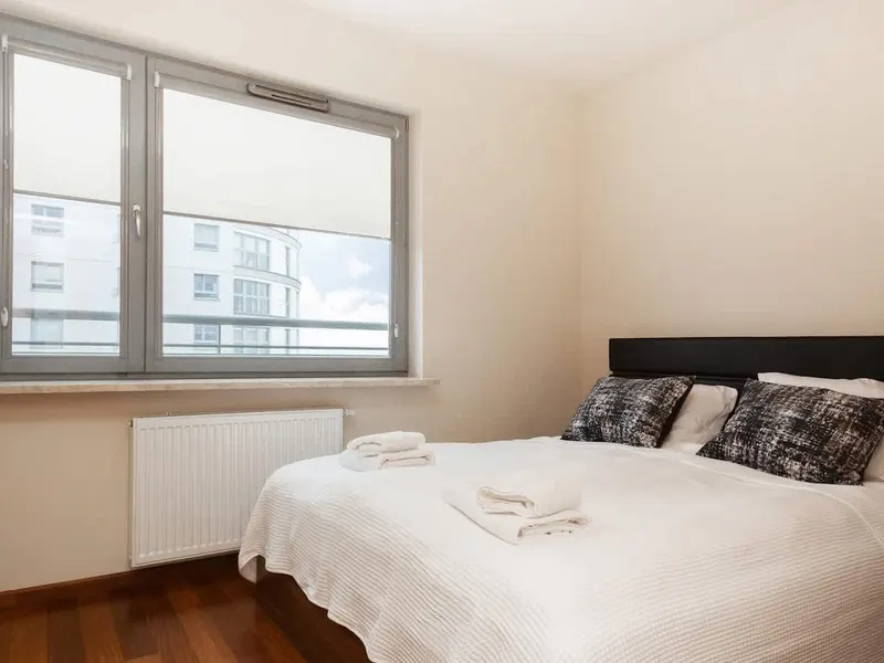 Stylish Apartment | Balcony with City View – photo 3