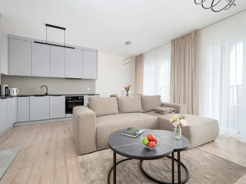 Elegancki Apartament z Jacuzzi | Taras i Prywatny Parking – zdjęcie 2