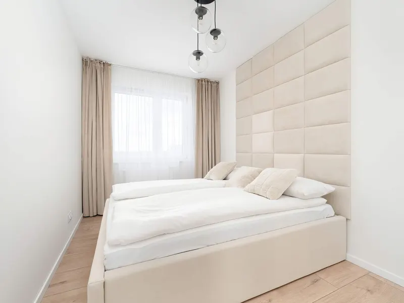 Elegancki Apartament z Jacuzzi | Taras i Prywatny Parking – zdjęcie 3