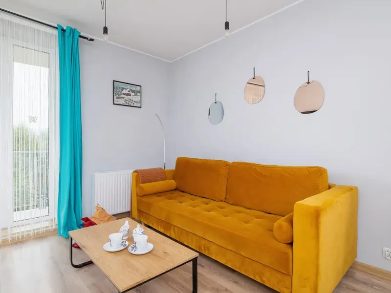 Geräumiges Apartment | Parkplatz, Balkon und Bergblick – Foto 2