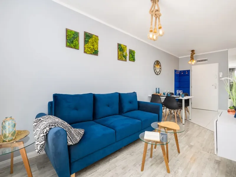 Stilvolle Wohnung mit Balkon | Parkplatz | Strandnähe – Foto 2