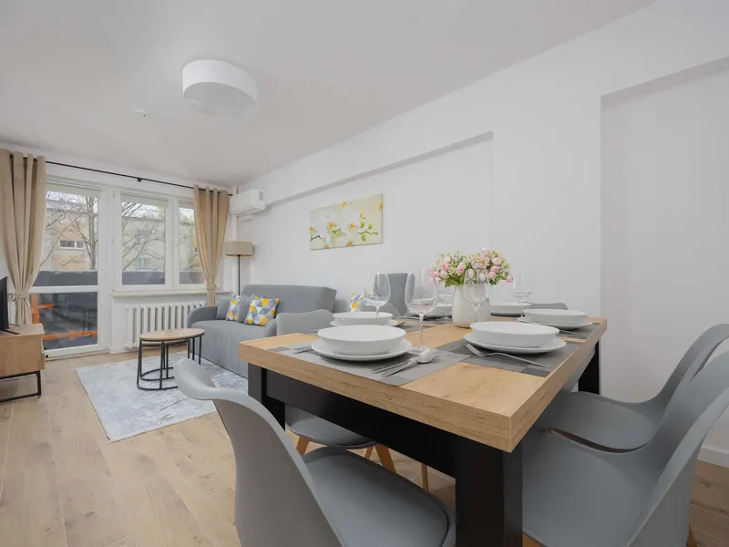 Spacious Apartment for 5 Persons | Balcony | Workspace – photo 1