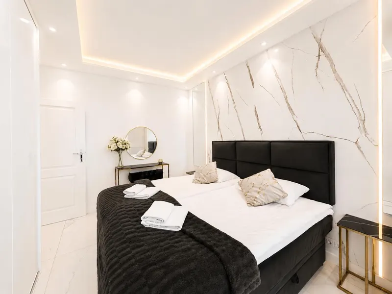 Przestronny Apartament | Dwie Sypialnie i Balkon – zdjęcie 2