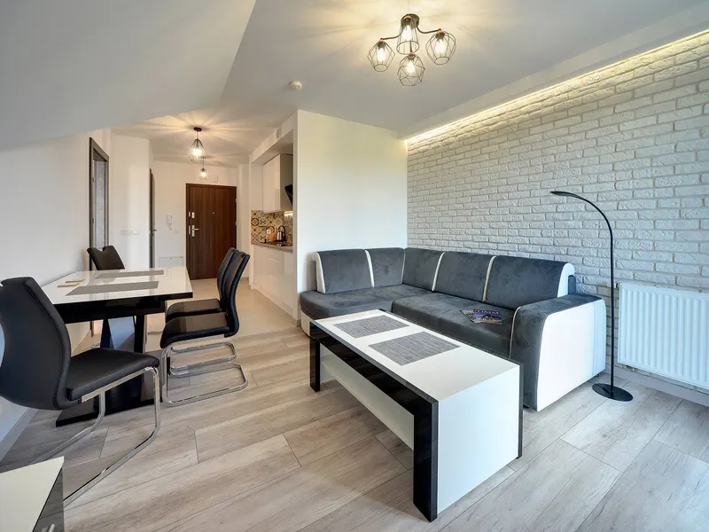 Tasteful Apartment in the Mountains | Balcony and Underground Parking – photo 1