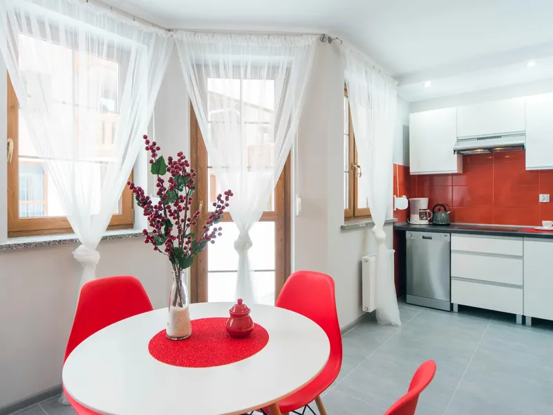 Przytulny Apartament z Balkonem | Miejsce Parkingowe – zdjęcie 1