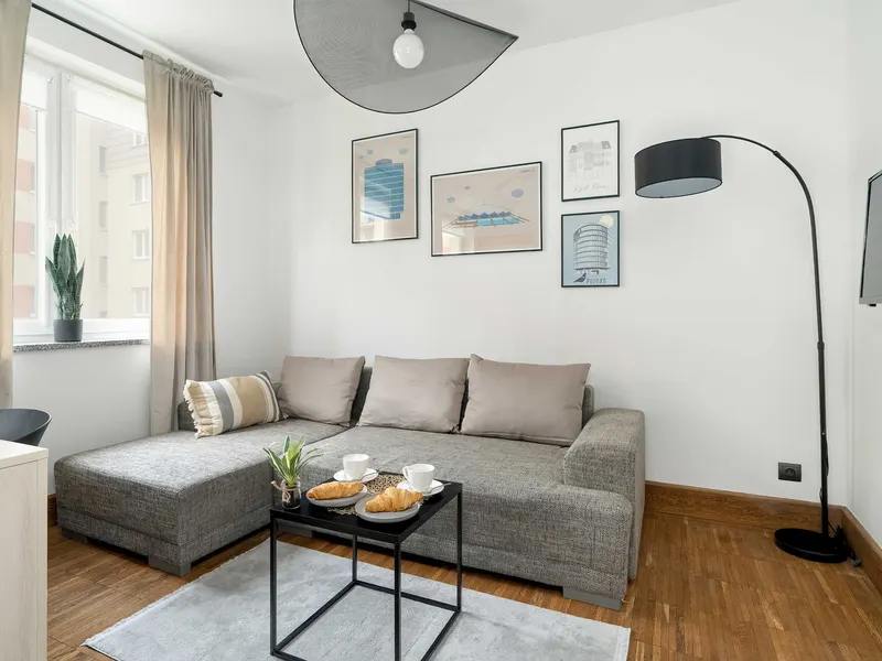Moderne Familienwohnung | Parkplatz | Balkon – Foto 1