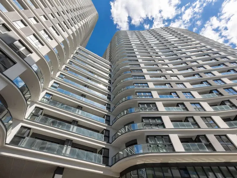 Stylish Apartment in Wola | Air Conditioning, Balcony, Desk – photo 5