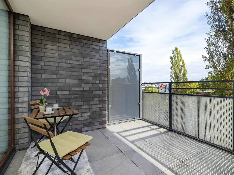 Modern Apartment | Balcony, Parking and Workspace – photo 4