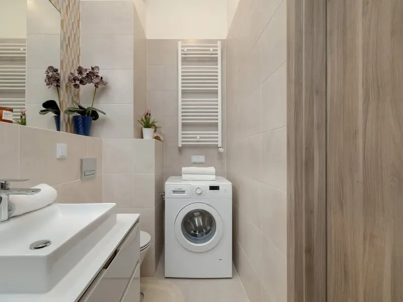 Luxuswohnung mit Balkon | Garage – Foto 4