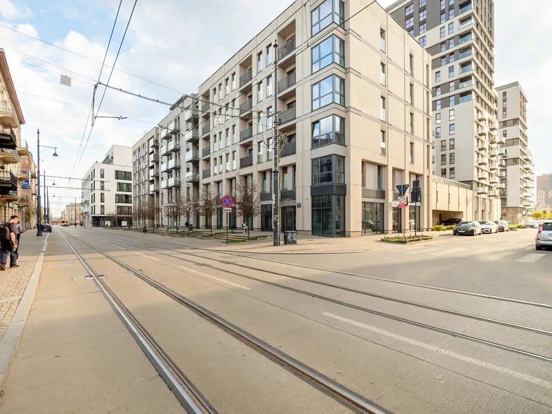 Jasny Apartament z Balkonem | Parking | Blisko Piotrkowskiej – zdjęcie 3