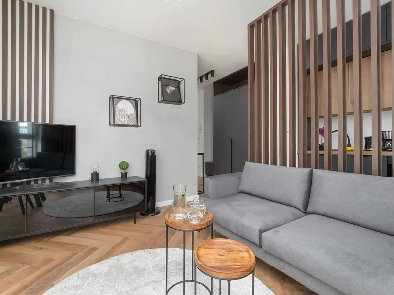 Stylish Apartment in the Heart of Lodz | Balcony | Close to Piotrkowska Street – photo 1