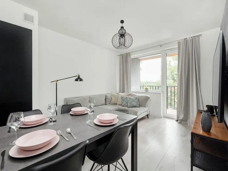 Stilvolle Wohnung mit 2 Schlafzimmern | Balkon und Parkplatz – Foto 5
