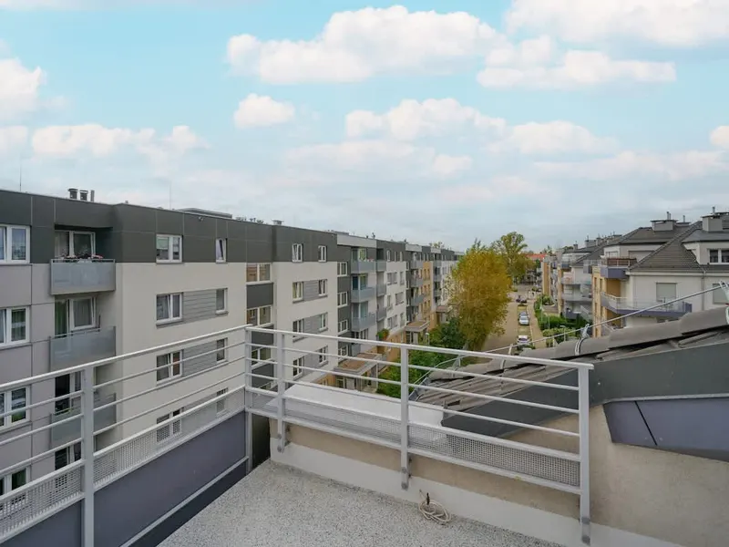Przytulne Studio w Cichej Okolicy | Balkon, Parking – zdjęcie 3