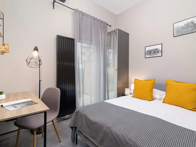 Stylowy Apartament | Klimatyzacja i Patio z Ogródkiem – zdjęcie 2
