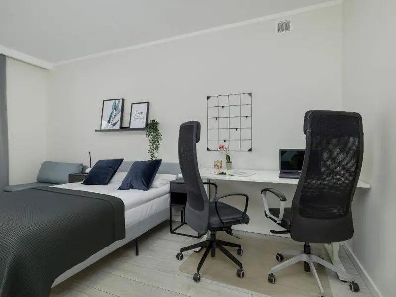 Stylish Apartment for 6 People | 3 Bedrooms | Workspace. – photo 5