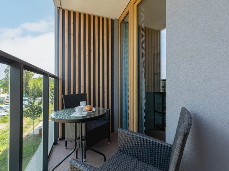 Elegant Studio | Balcony and Private Parking – photo 4