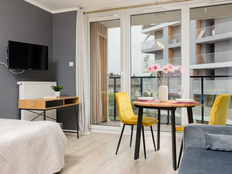 Funktionales Studio mit Schreibtisch | Balkon – Foto 5