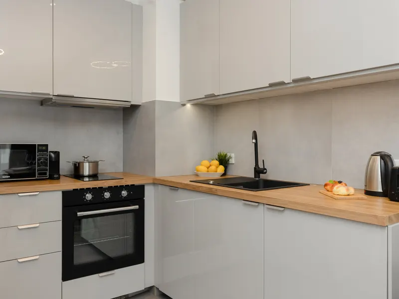 Elegant Apartment in Wola | Private Parking, Close to Metro. – photo 4