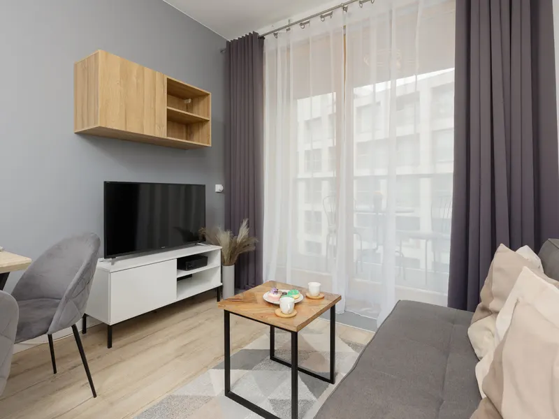 Elegant Apartment in Wola | Private Parking, Close to Metro. – photo 1