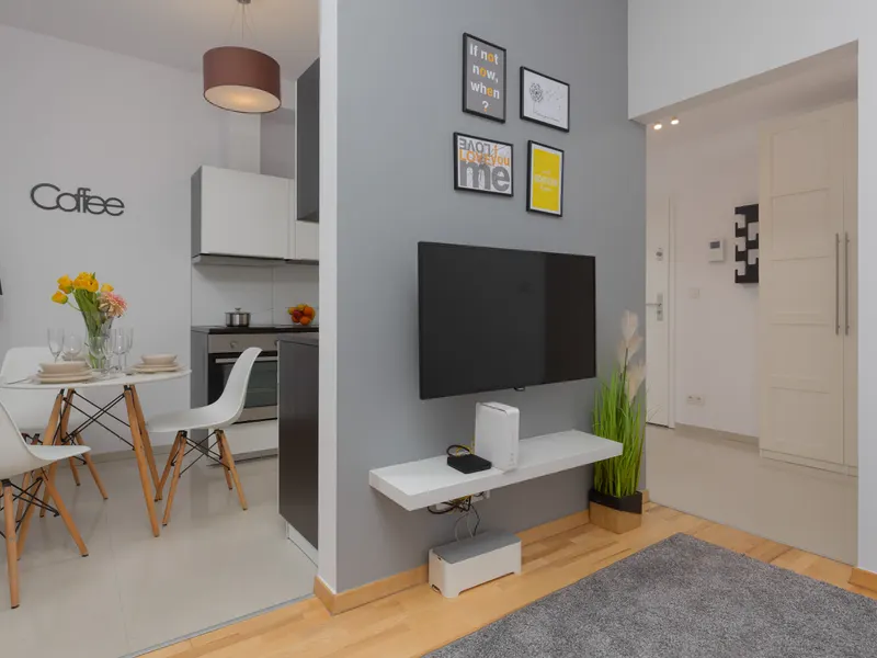 Modern Studio | Balcony, Parking, Close to Center – photo 2