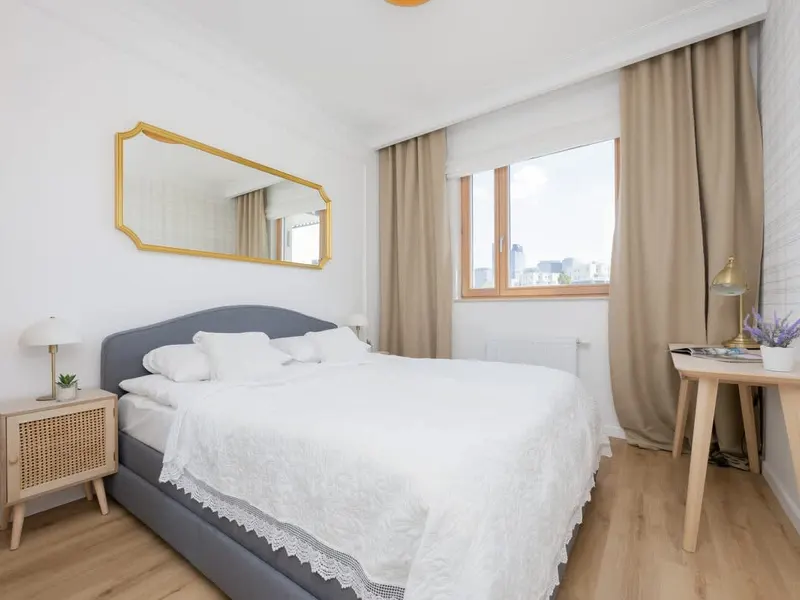 Sunny Apartment | Parking, Balcony and Workspace – photo 2