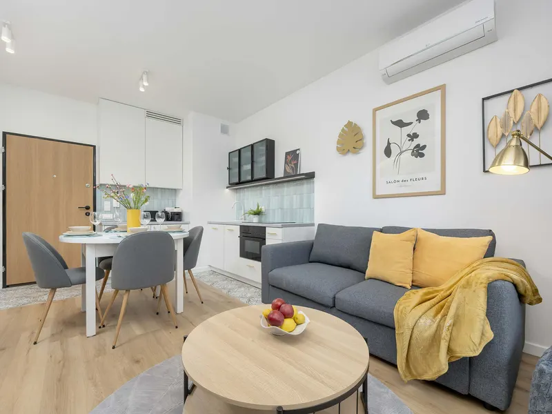 Geschmackvolle Wohnung in Wola | Balkon und Parkplatz – Foto 4