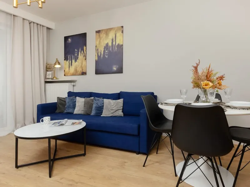 Cozy Apartment in Mokotow | Balcony – photo 1