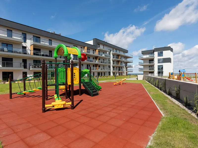 Comfortable Apartment | 50 m to the Beach, Parking, Balcony – photo 4