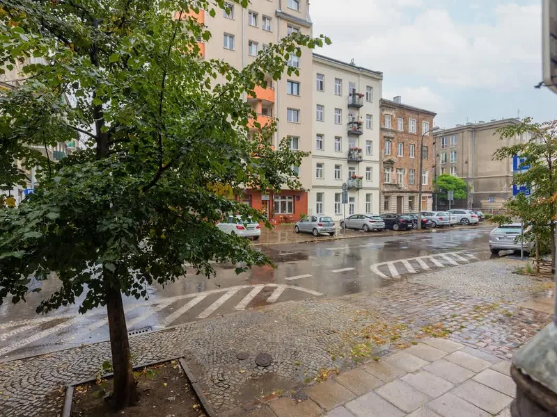 Funktionelles Studio in Praga | Nähe der Metro | Schreibtisch – Foto 5