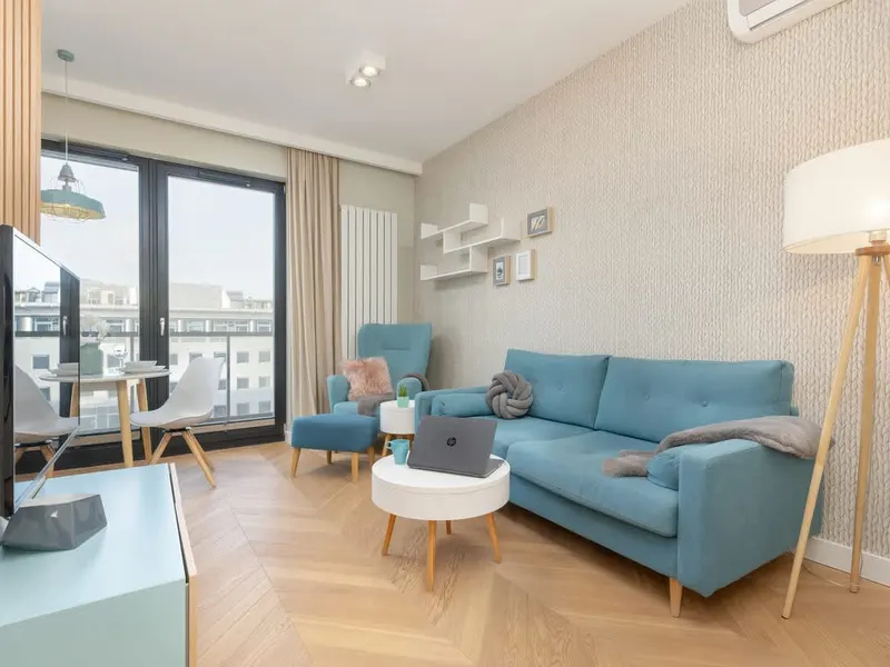 Przytulny Apartament | Balkon i Parking na Mokotowie – zdjęcie 1