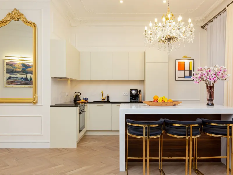 Elegantes Apartment im Zentrum | 270 m zur Metro – Foto 3
