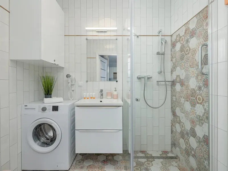 Moderne Wohnung in Kolobrzeg | Balkon und Arbeitsraum – Foto 4