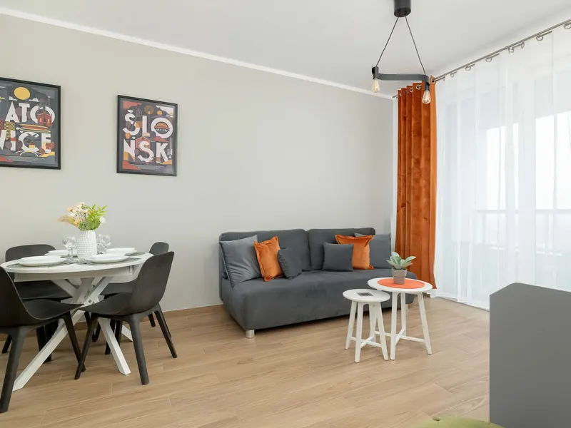 Stilvolles Appartement mit Parkplatz | Balkon – Foto 1