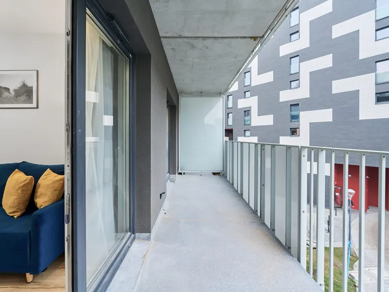 Wygodny Apartament w Centrum | Balkon i Parking – zdjęcie 5