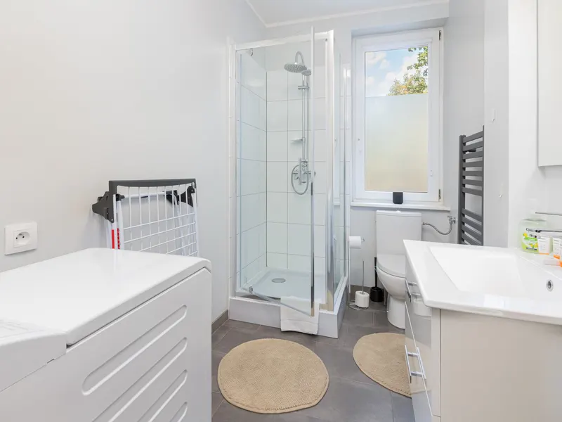Przestronny Apartament | 3 Sypialnie, Miejsce do Pracy – zdjęcie 5