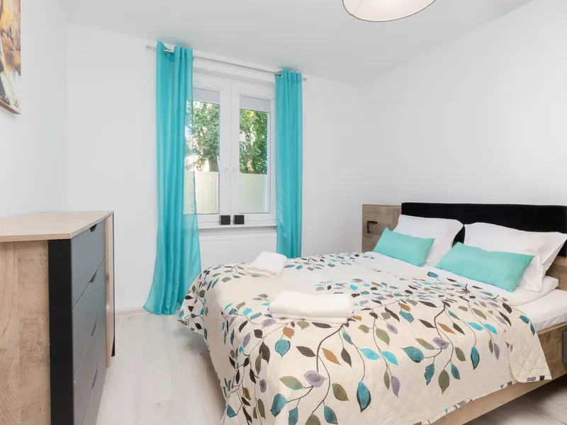 Przestronny Apartament | 3 Sypialnie, Miejsce do Pracy – zdjęcie 1