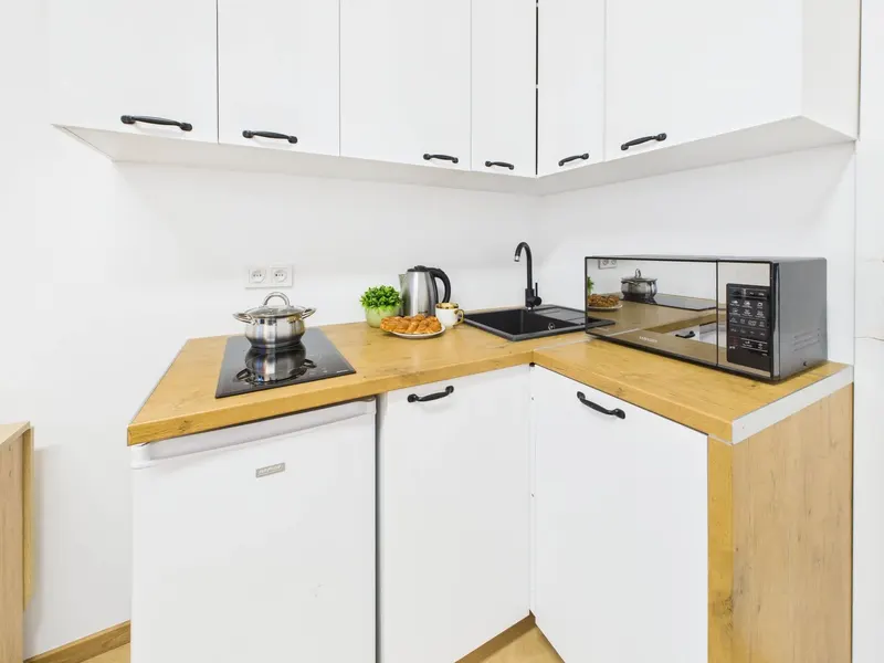 Modernes Studio in Praga | Nähe zu öffentlichen Verkehrsmitteln – Foto 3
