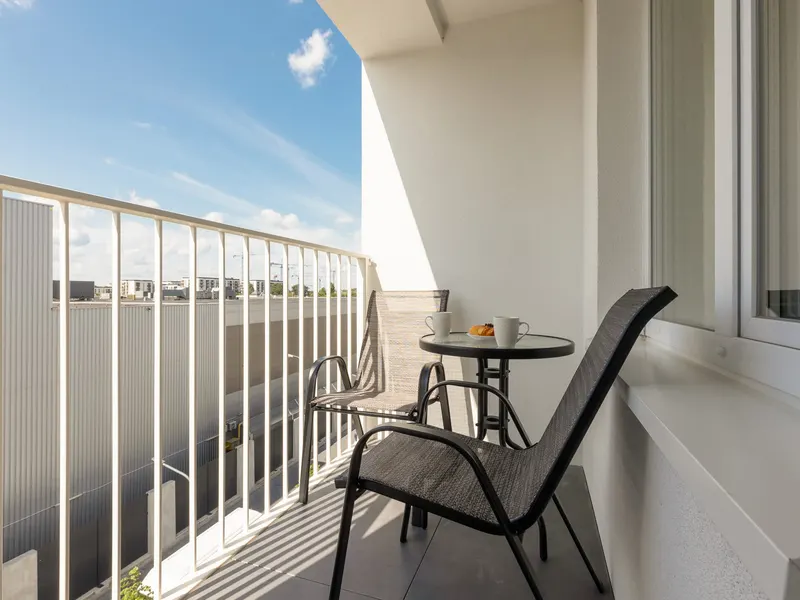 Elegant Apartment | Balcony and Private Parking – photo 3