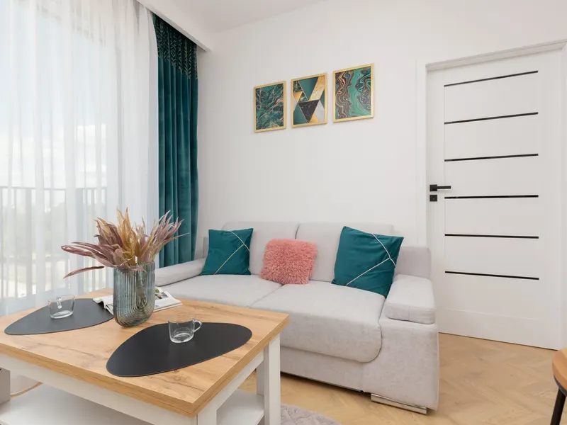 Modern Apartment in Praga | Parking and Balcony – photo 1
