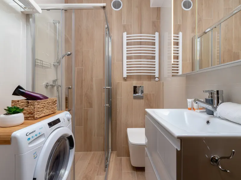 Słoneczny Apartament | Balkon i Miejsce do Pracy – zdjęcie 5