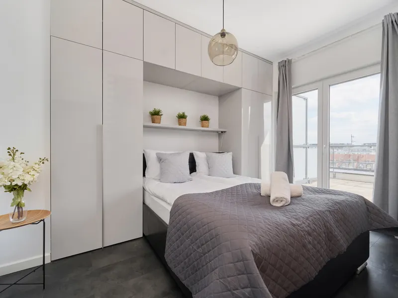 Loftowy Apartament | Duży taras z widokiem na miasto – zdjęcie 2