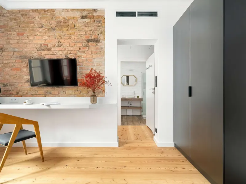 Stylowe Studio przy Rynku | Klimatyzacja i Miejsce do Pracy – zdjęcie 3