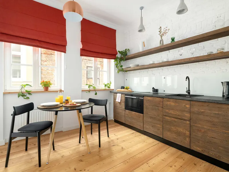 Stylowe Studio przy Rynku | Klimatyzacja i Miejsce do Pracy – zdjęcie 2