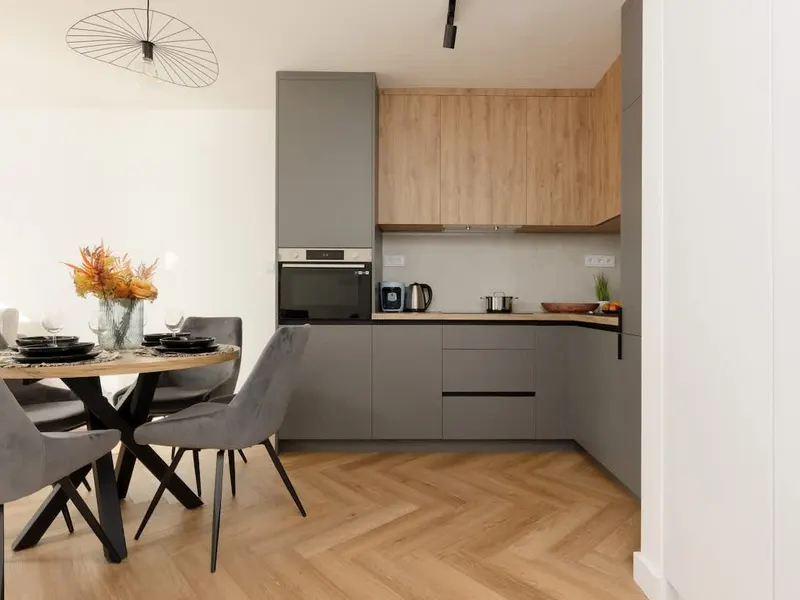 Modern Apartment in the Center | Air Conditioning and Balcony – photo 4