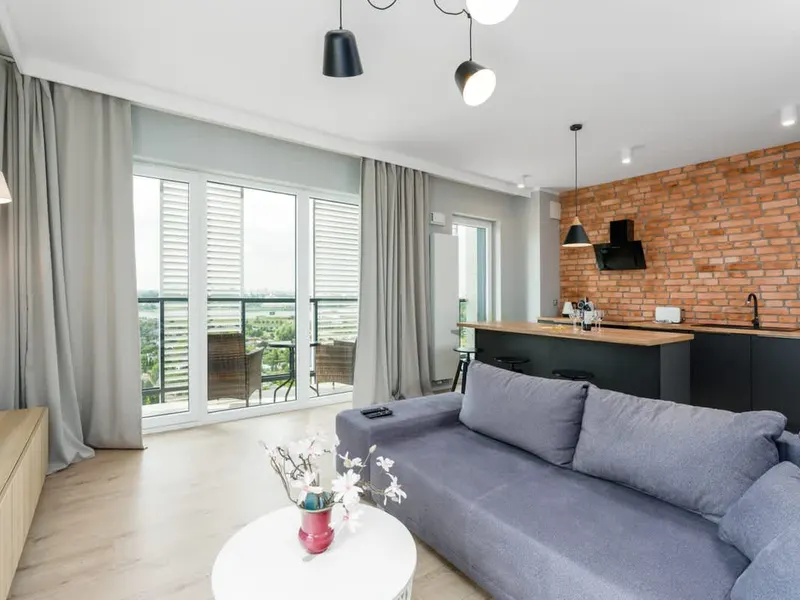 Familienwohnung | Nähe Maltasee | Balkon – Foto 2