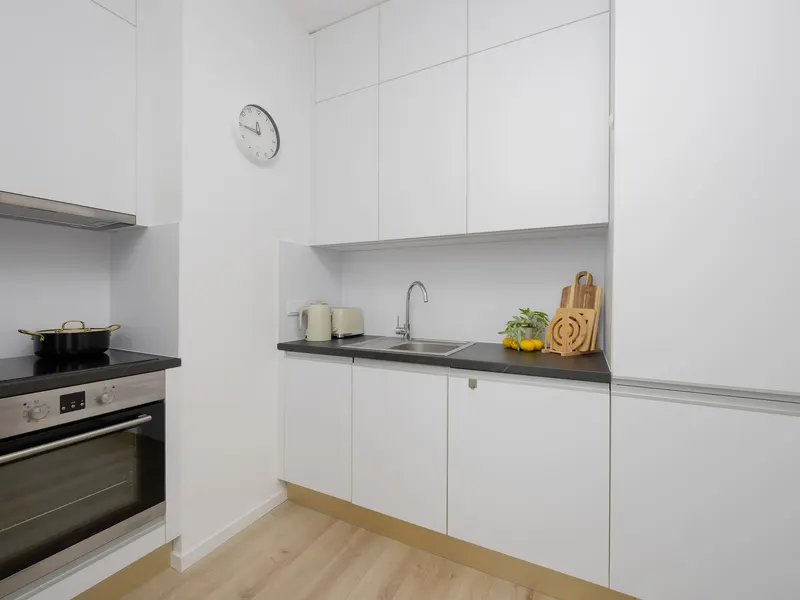 Stylowy Apartament w Browarach Warszawskich | Balkon i Klimatyzacja – zdjęcie 5