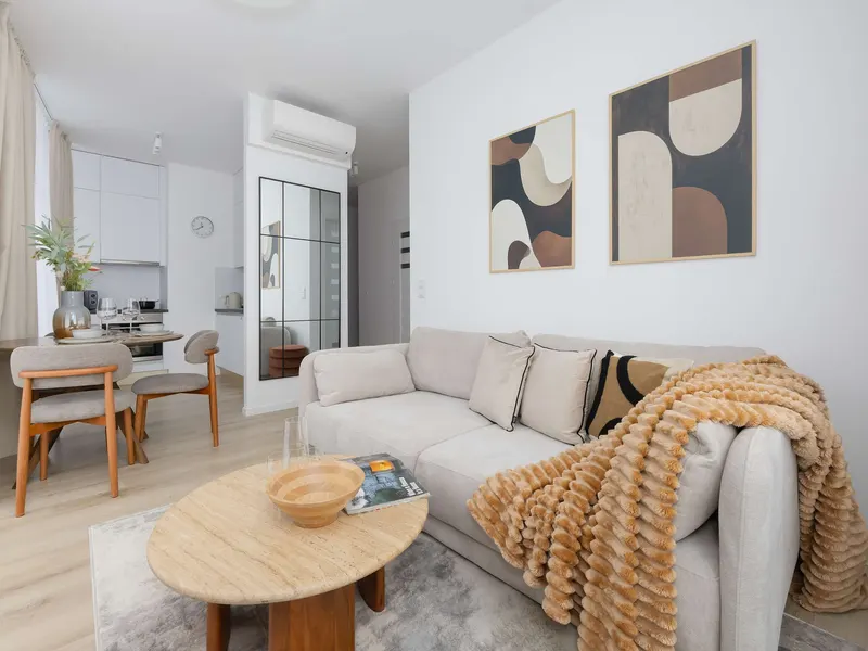 Stylowy Apartament w Browarach Warszawskich | Balkon i Klimatyzacja – zdjęcie 1