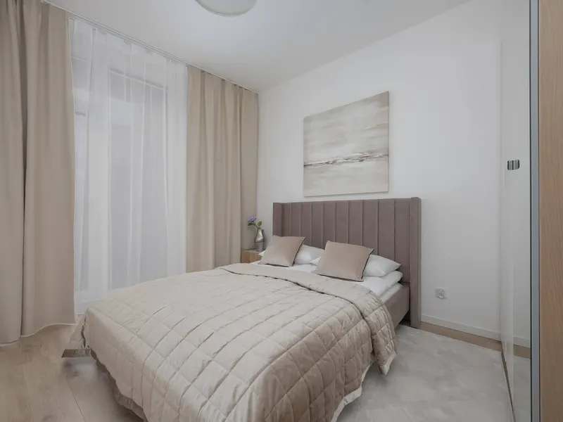 Stylowy Apartament z Balkonem | Klimatyzacja | Blisko Metra – zdjęcie 2